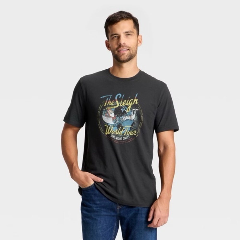 Men's nwt Short Sleeve Sleigh World Tour Graphic Shirt - Goodfellow & Co Black